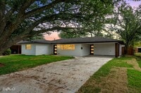 Building Photo - Check Out this 3 bed 2 bath in Bossier
