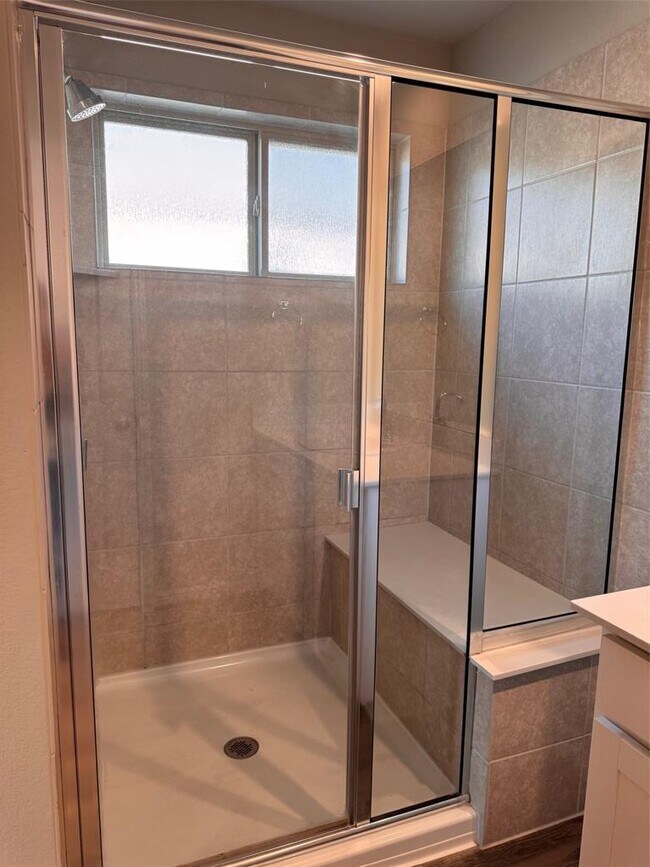 Building Photo - 5609 Bellissima Way