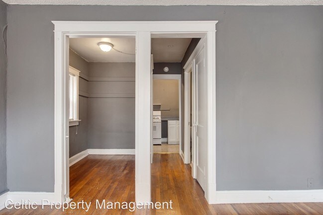 Building Photo - 3743-3749 Washington St