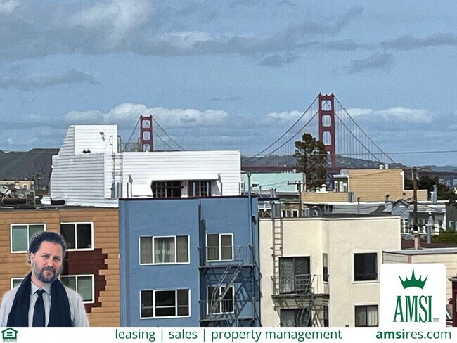 Primary Photo - Amazing rare updated full floor Richmond f...