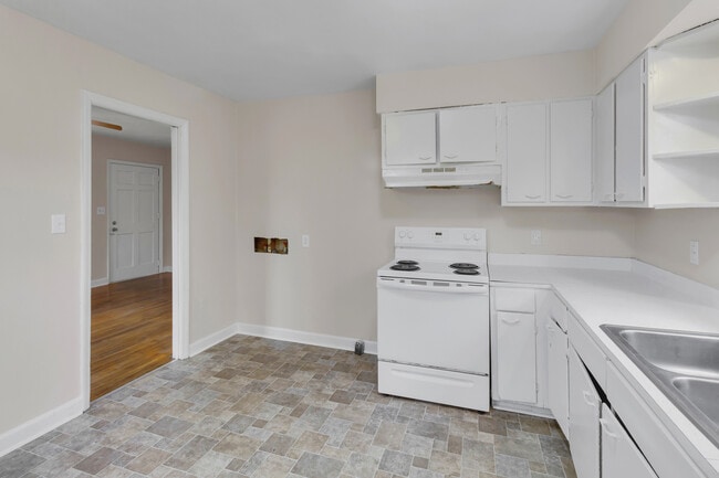 Building Photo - 1508 Beaufort St