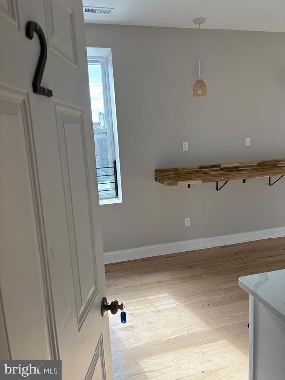 Building Photo - 2900 N 5th St