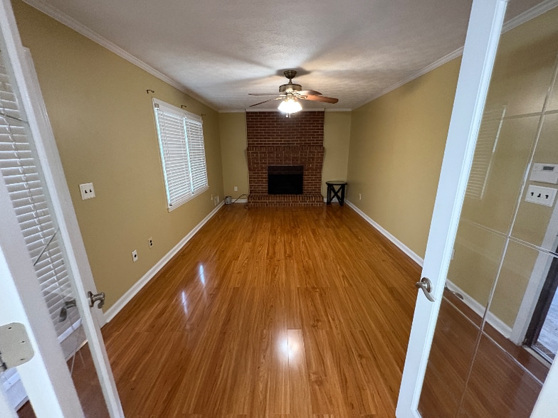 Building Photo - 1264 Cedar Park Pl