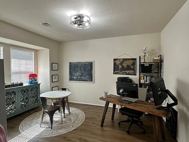 Building Photo - Alluvial Cir