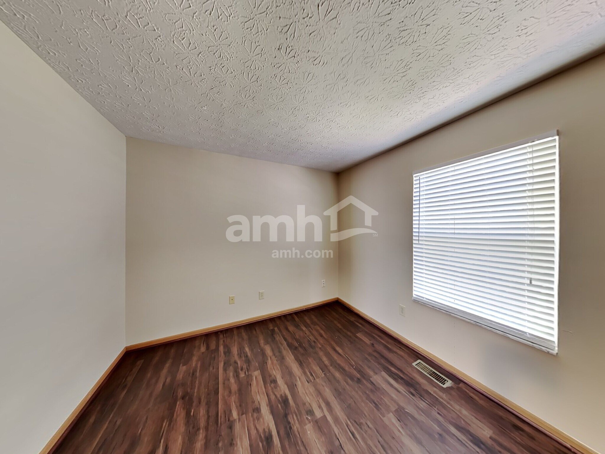 Building Photo - 514 Hannifin Dr