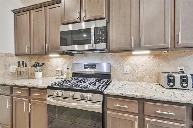 Building Photo - 23741 Juniper Valley Ln