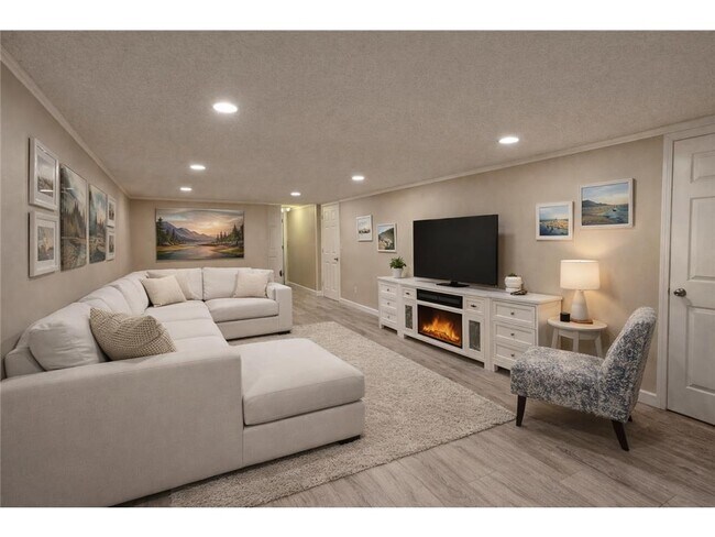 Building Photo - 7617 Scott Ave N