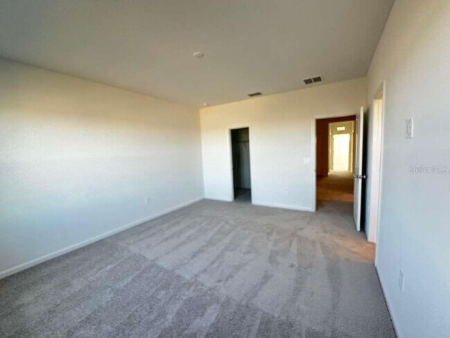 Building Photo - 2427 Bevel Ln