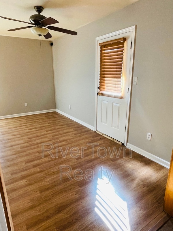 Building Photo - 6390 Sandhurst Rd