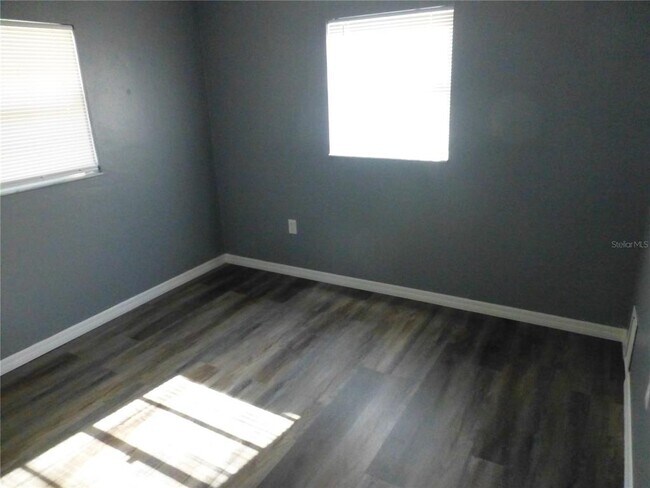 Building Photo - 197 Highland Rd