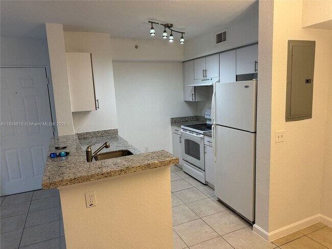 Building Photo - 15410 SW 284th St
