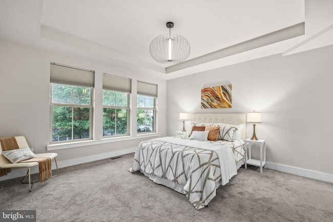 Building Photo - 1334 S Quinn St