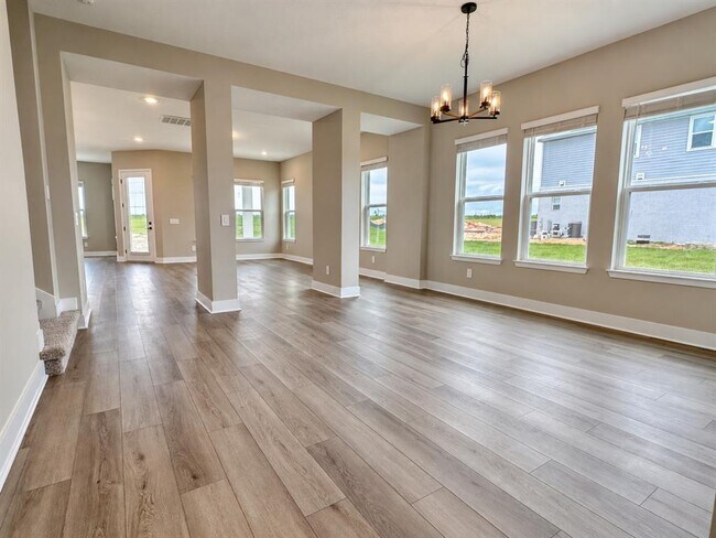 Building Photo - 16477 Silver Brook Wy
