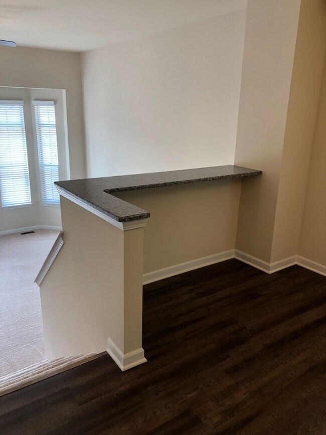 Building Photo - The Manhattan