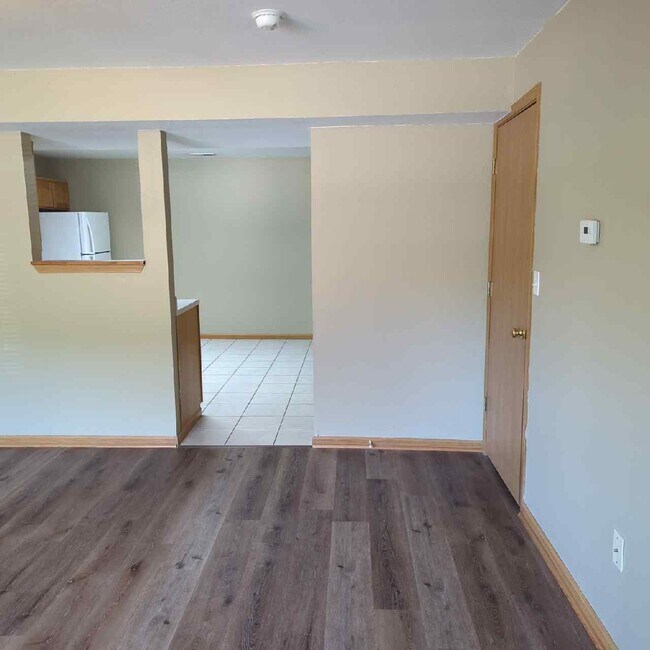 Building Photo - 408 Ming St