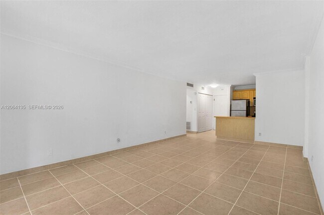 Building Photo - 1465 NE 123rd St