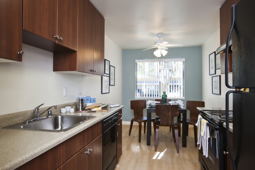 Kitchen and Dining Area - eaves San Jose