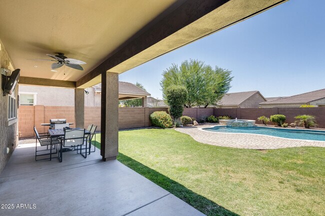 Building Photo - 11875 W Lone Tree Trail