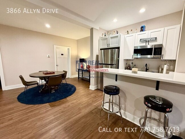 Building Photo - 3866 Allyn Dr NW