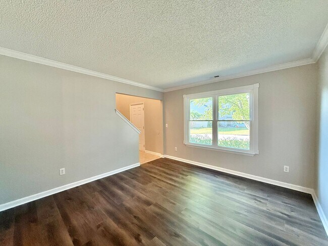 Building Photo - Spacious 4BD, 2.5BA Wake Forest Home with a Fenced Yard Centrally Located Near Shopping, Dining, ...
