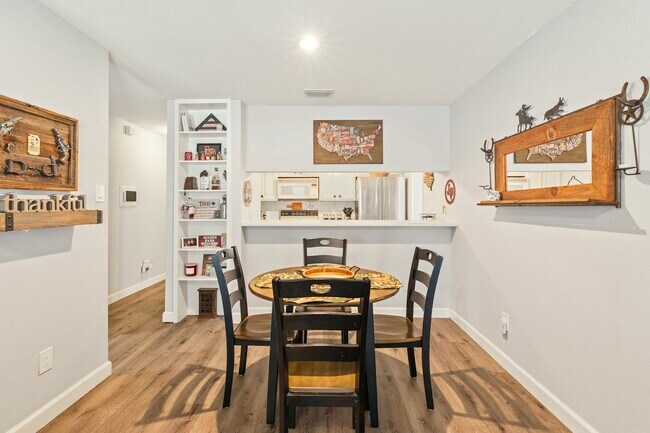 Building Photo - 1501 Stallings Dr
