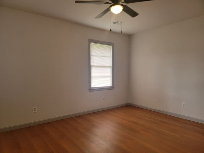 Building Photo - 5256 Eubanks Dr