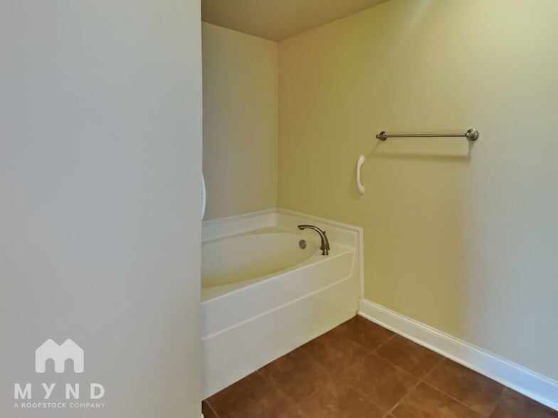 Building Photo - 601 Summer Cove Cir NW