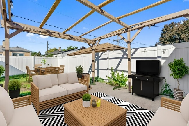 Building Photo - 3506 Lonnquist Dr