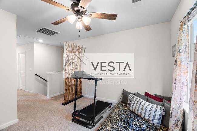 Building Photo - 575 Country Oak Dr