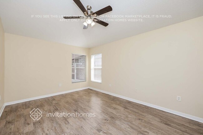 Building Photo - 507 Somerstone Dr