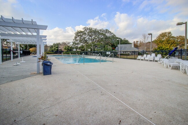 Building Photo - 1547 Clark Sound Cir