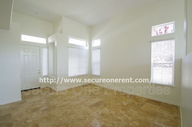 Building Photo - 2836 Limestone Dr