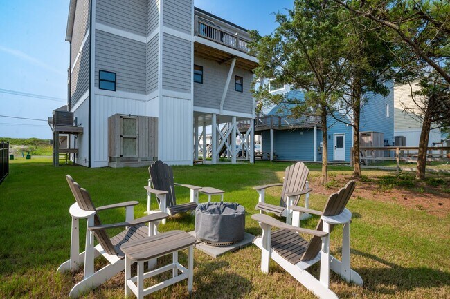 Building Photo - PLAN AND SECURE YOUR WINTER GETAWAY NOW, WHILE YOU HAVE THE BEST SELECTION