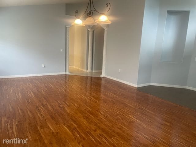 Building Photo - 4 br, 2 bath House - 1613 Crown Hill Boule...