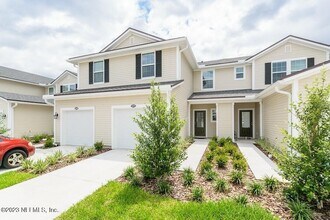 Building Photo - 13973 Sterely Ct N