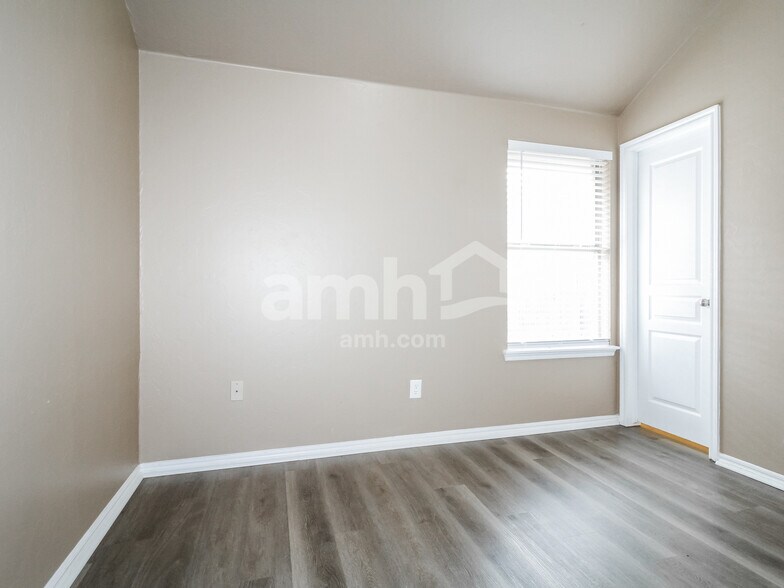 Building Photo - 4913 NW 163rd St