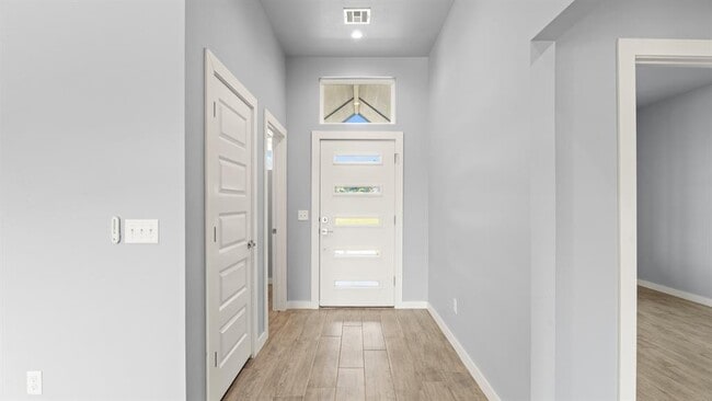 Building Photo - 17859 Salem Rd