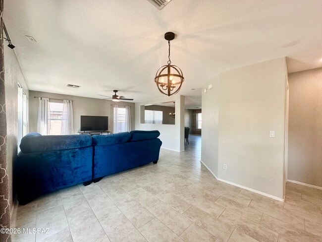 Building Photo - 13696 E Shadow Pines Ln