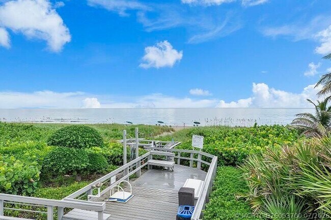 Building Photo - 2687 N Ocean Blvd