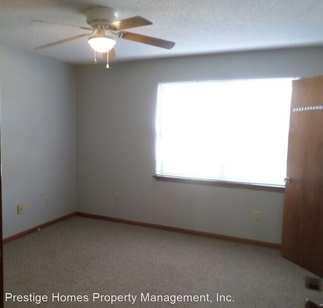 Building Photo - 2 br, 1.5 bath House - 232 Edith Way