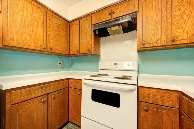 Building Photo - 6723 Tarnef Dr