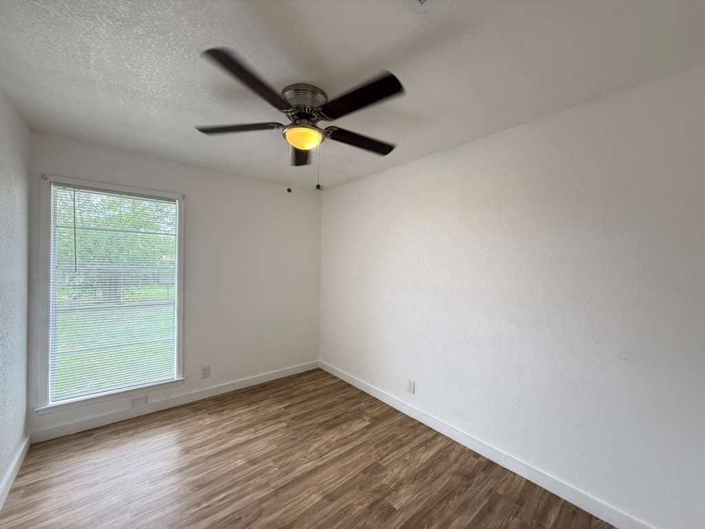 Building Photo - 7318 Glen Trail