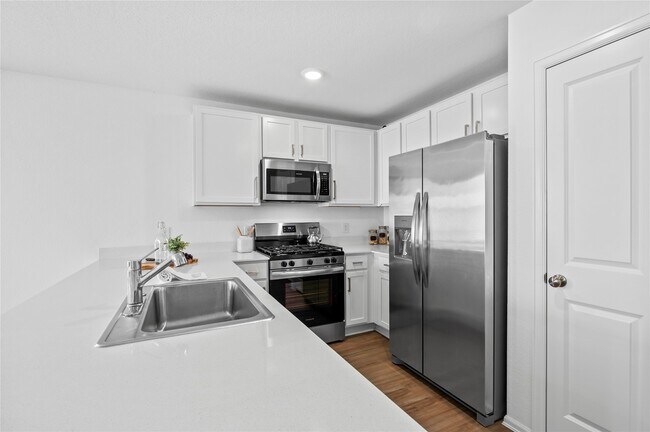 Building Photo - 2805 Fountain Wds Dr