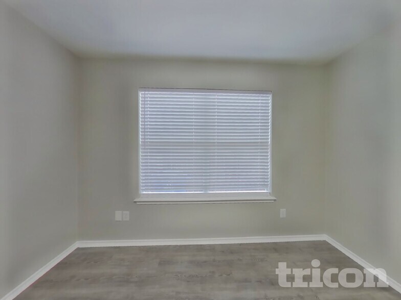 Building Photo - 7215 Lazy Summer Ct