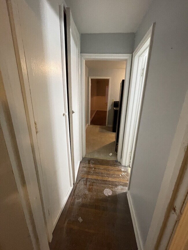 Building Photo - 1314 medford