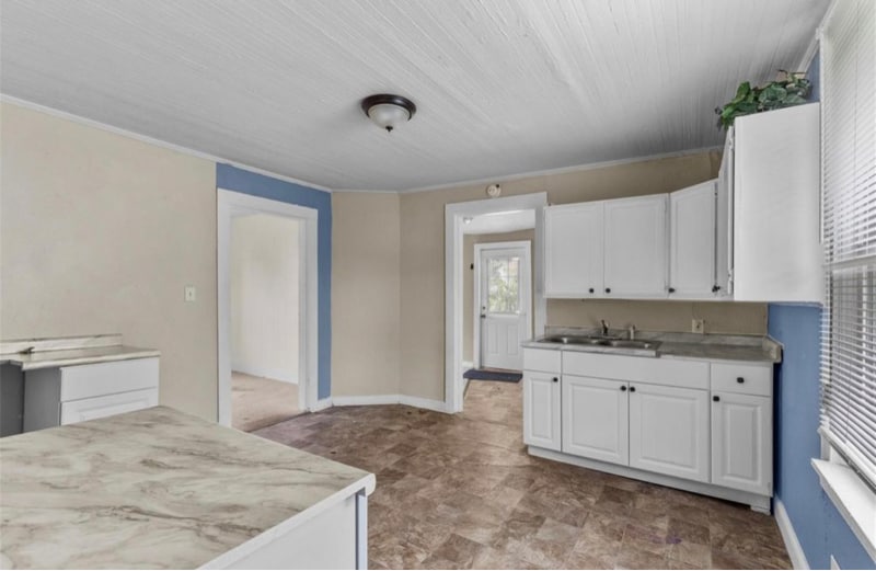 Building Photo - 6105 Washington Ave