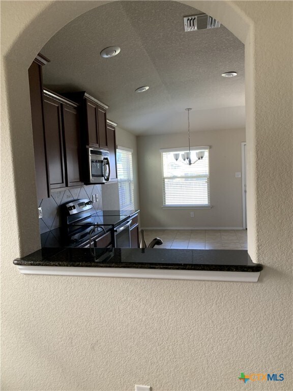 Building Photo - 5331 Dauphin Dr