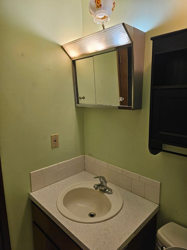 Building Photo - 66955 End Rd