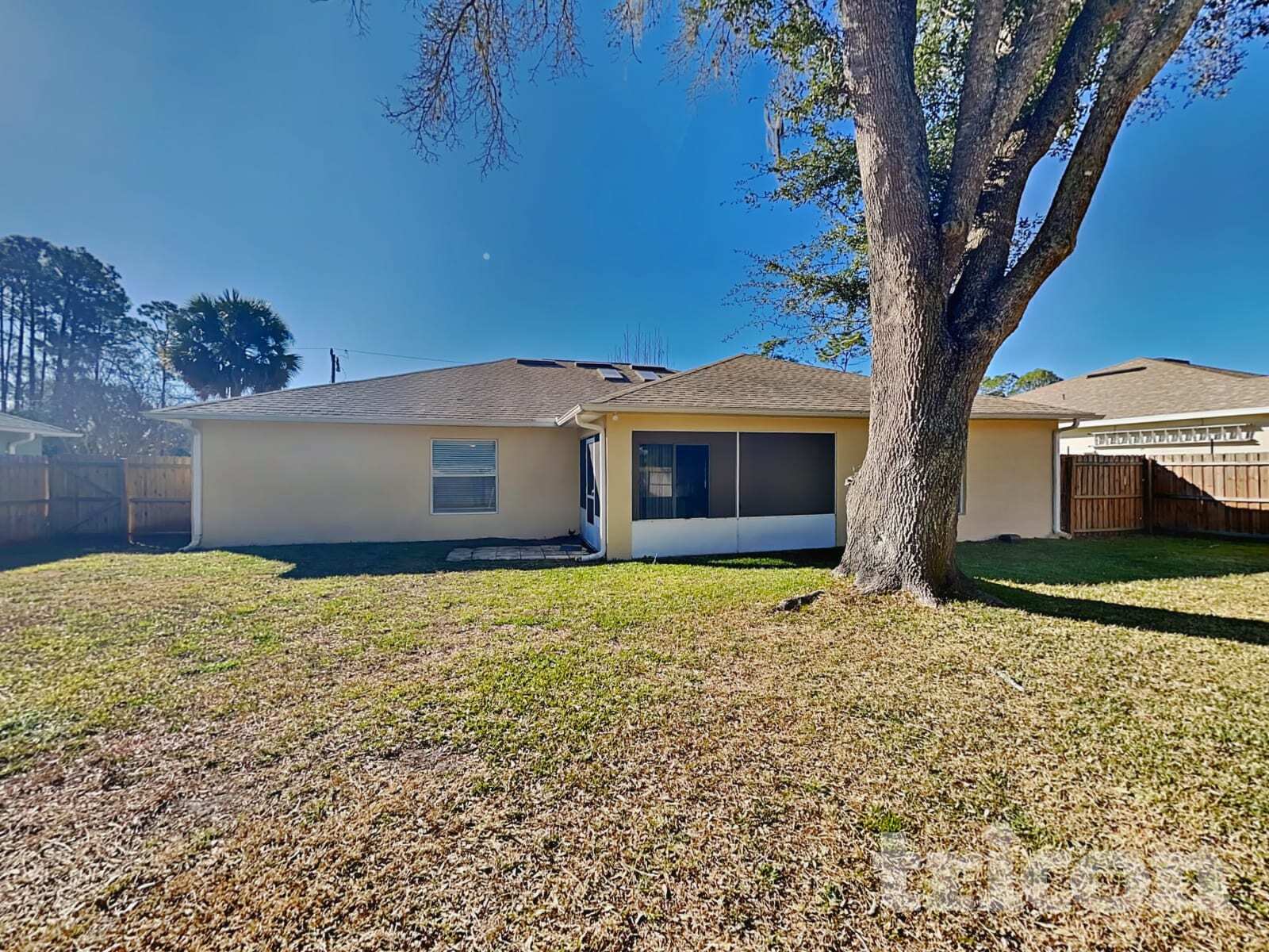 Building Photo - 95 Putter Dr