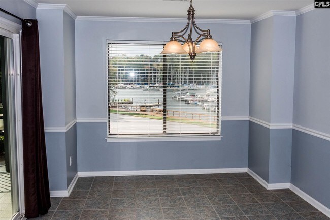 Building Photo - 336 Cove Ct